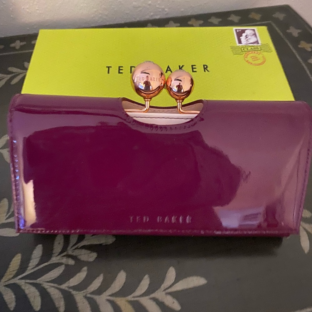 Authentic Ted Baker Wallet. New!